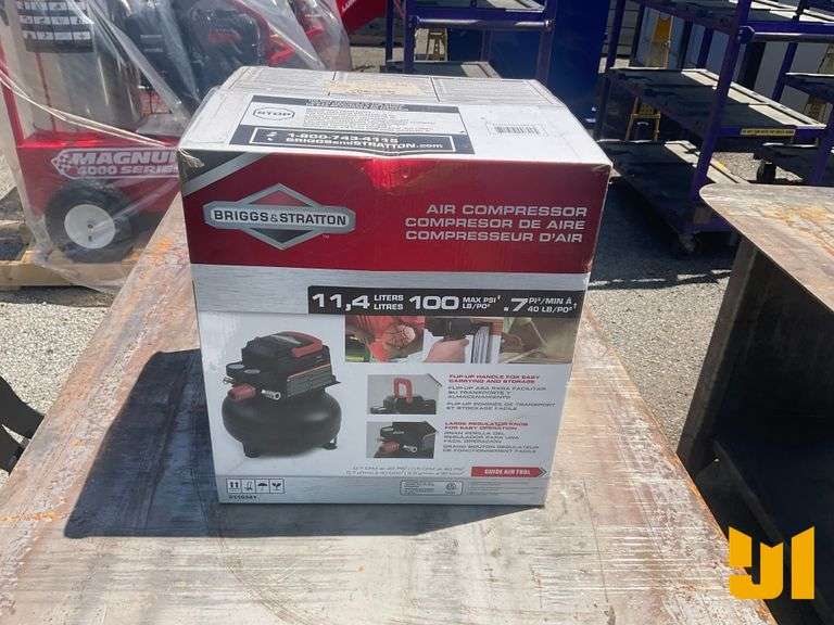 UNUSED BRIGGS & STRATTON AIR COMPRESSOR