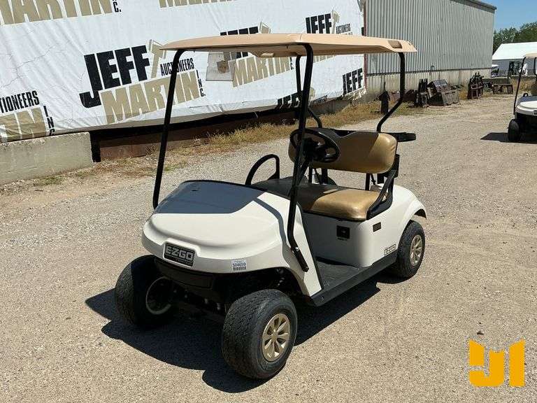 2018 EZ GO TXT GOLF CART SN: 3351987