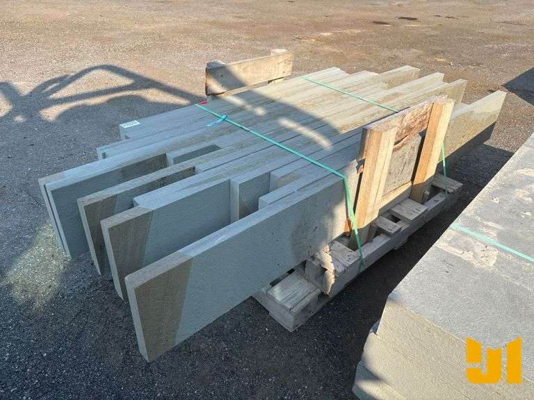 PALLET OF BLUE STONE PAVERS