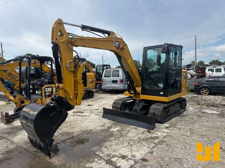 2025 CATERPILLAR 305.5E2 MINI EXCAVATOR SN: CAT3055AGZ503225