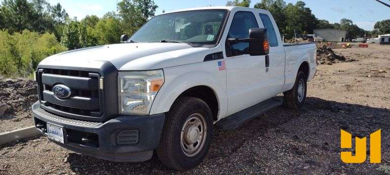 2016 FORD F-250XL SD EXTENDED CAB PICKUP  VIN: 1FT7X2A68GEB79880