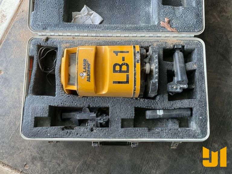 LASER ALIGNMENT, LASER BEACON LB-1, 3900 ROTARY LASER BEACON/LEVEL