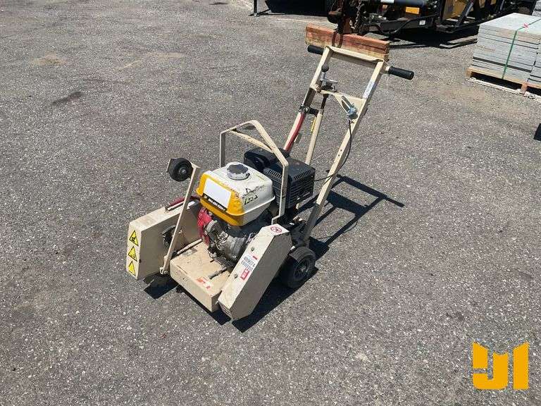 EDCO SK14-13H CONCRETE SAW SN: 170310192