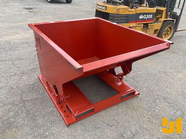 UNUSED STANDARD DUTY 1.5 CY CAPACITY DUMPING HOPPER