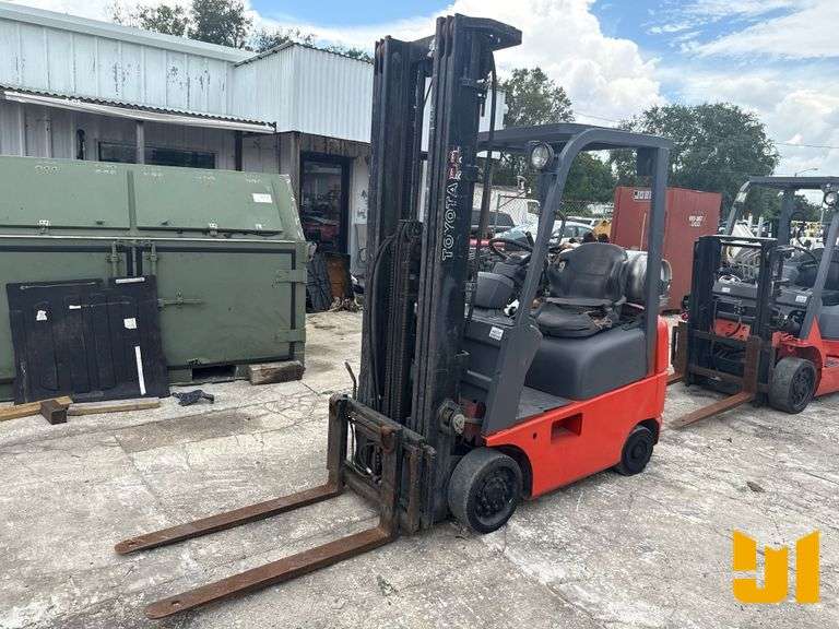 2004 TOYOTA 7FGCU15 1700 CUSHION TIRE FORKLIFT SN: 66430