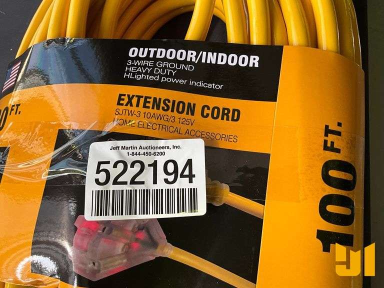 UNUSED 100FT 10NGAUGE EXTENSION CORD