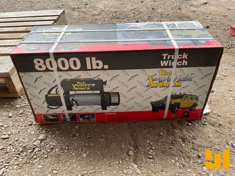UNUSED 8000 LB WOOD POWER WINCH
