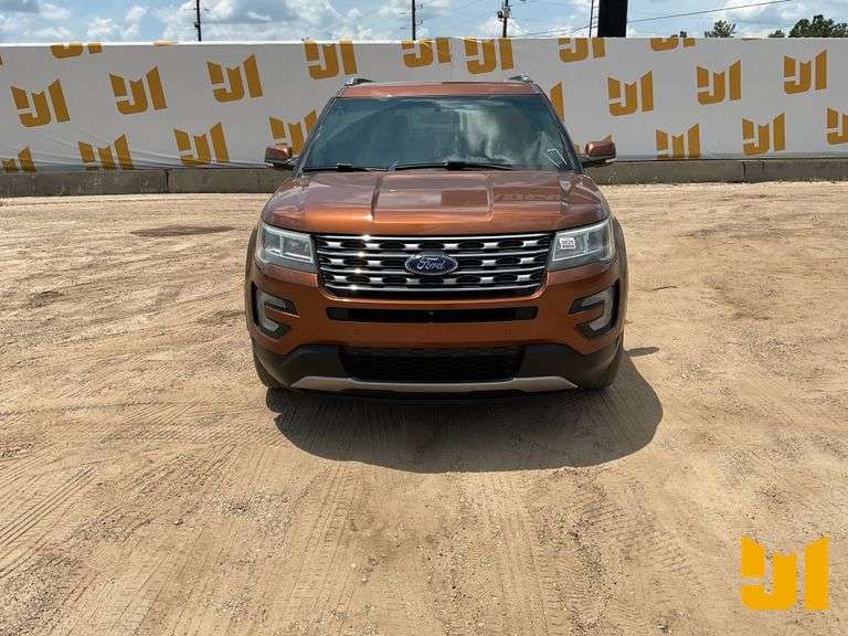 2017 FORD EXPLORER L VIN: A35148