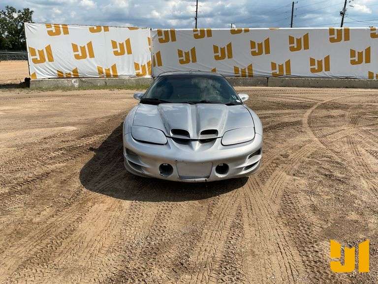 1999 PONTIAC FIREBIRD WS.6 VIN: 2G2FV22G0X2235111
