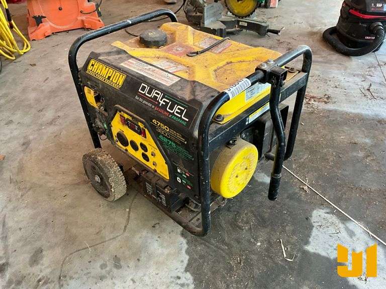 2019 CHAMPION 76533 PORTABLE GENERATOR SN: 19MAR1800219