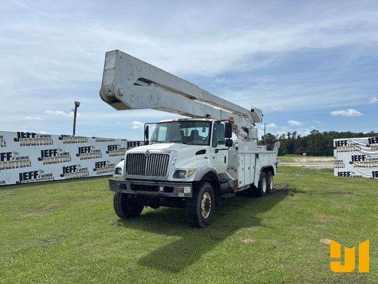 2007 INTERNATIONAL SX525 ARTICULATING & TELESCOPIC BUCKET TRUCK ALTEC VIN: 1HTWJAAT27J431615
