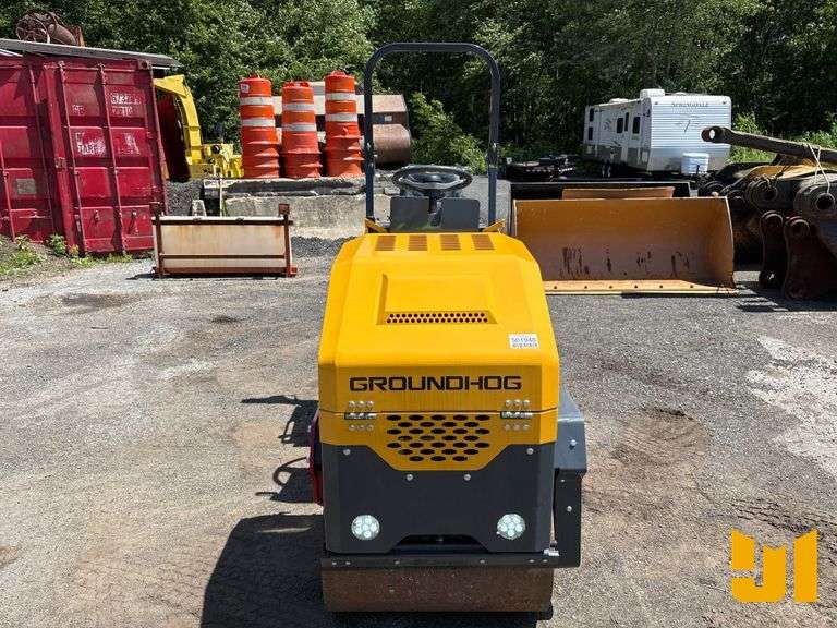 GROUNDHOG RH14G TANDEM VIBRATORY ROLLER SN: 24RH14G1009