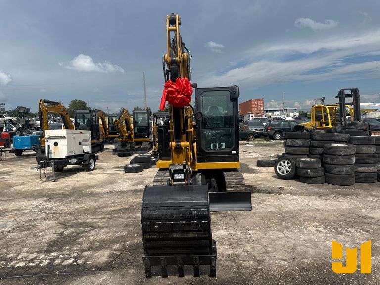 2025 CATERPILLAR 305.5E2 MINI EXCAVATOR SN: CAT3055KGZ503218
