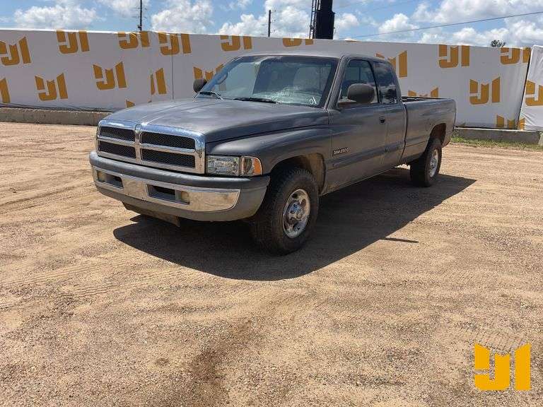 2001 DODGE RAM 2500 SLT  EXTENDED CAB 4X2 PICKUP VIN: 3B7KC23641G765396