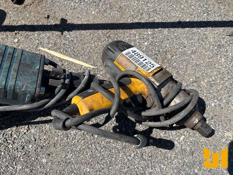 QTY(1) BOSCH BREAKER HAMMER, QTY(1) DEWALT 3/4” PLUG IN IMPACT