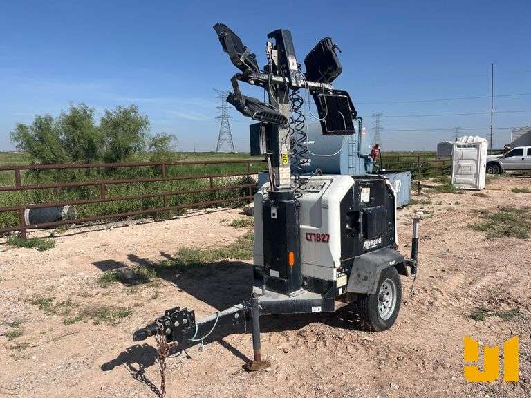 2018 ALLMAND  NIGHT-LITE V-SERIES NLV 4 BULB LIGHT TOWER SN: 39002237