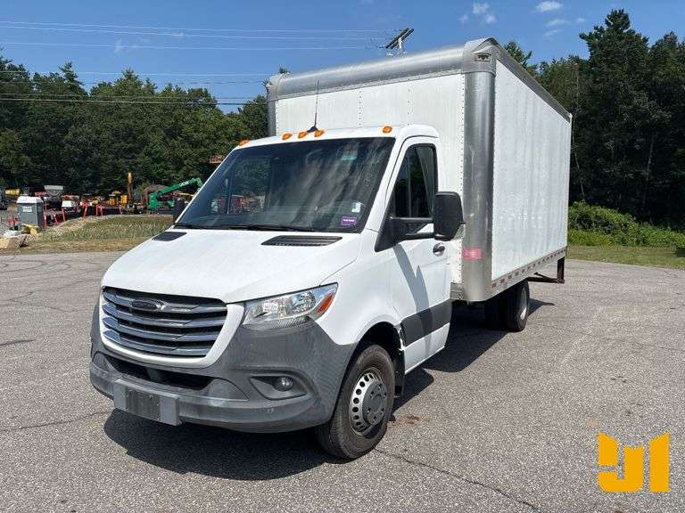 2019 FREIGHTLINER SPRINTER SPRINTER VAN VIN: WDPPF4CD8KN041347