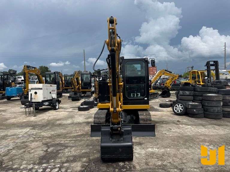2025 CATERPILLAR 305.5E2 MINI EXCAVATOR SN: CAT3055LGZ503226