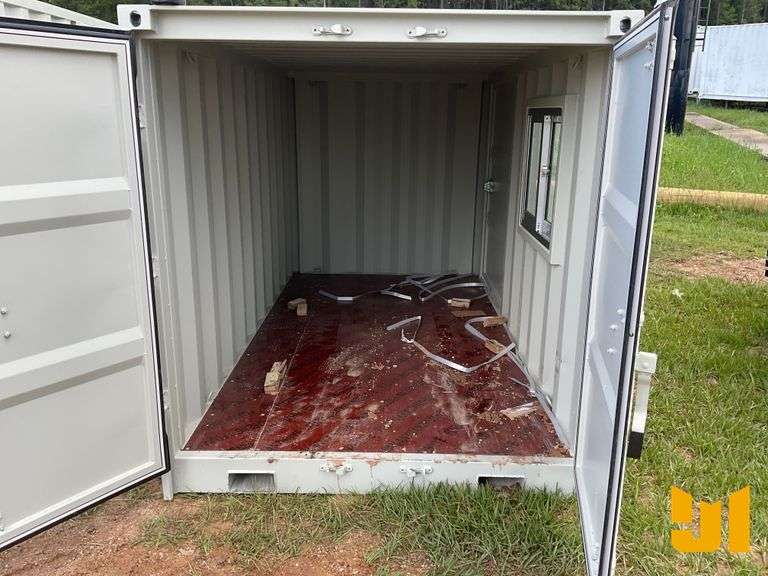 HURRICANE  CONTAINER SN: SV61007