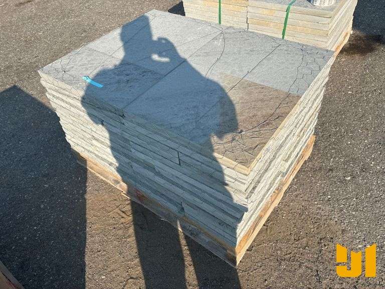 PALLET OF BLUE STONE PAVERS