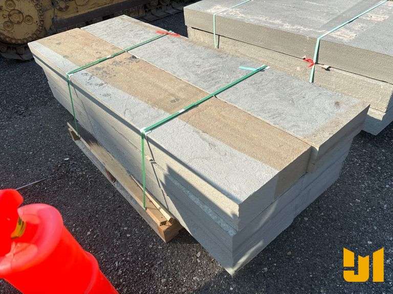 PALLET OF BLUE STONE PAVERS