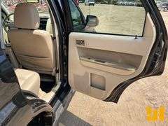 2009 FORD ESCAPE LIMITED VIN: C56400