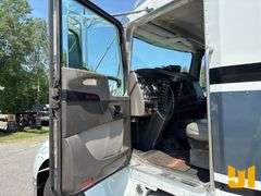 2007 KENWORTH T300 TANDEM AXLE ROLLBACK TRUCK VIN: NKLMLD9XX7M208933