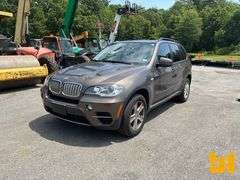 2011 BMW X5 VIN: 5UXZW0C57BL661098 4WD