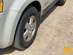 2008 FORD ESCAPE XLT VIN: 1FMCU93108KD84156 4WD