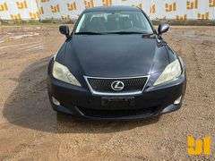2008 LEXUS IS VIN: JTHCK262085027451 2WD