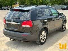 2011 KIA SORENTO EX VIN: 5XYKU4A27BG037709 FWD