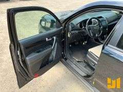 2011 KIA SORENTO EX VIN: 5XYKU4A27BG037709 FWD