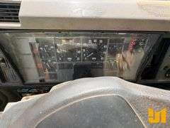 2001 INTERNATIONAL 4700 S/A REAR LOAD RESIDENTIAL COLLECTION TRUCK VIN: 1HTSCAAN51H213578