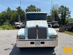 2007 KENWORTH T300 TANDEM AXLE ROLLBACK TRUCK VIN: NKLMLD9XX7M208933