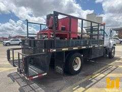 1999 GMC 6500 S/A HOT WATER PRESSURE WASHER TRUCK VIN: 1GDJ7H1C7XJ507971