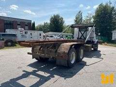 2004 VOLVO TRUCK VHD T/A ROLL OFF TRUCK VIN: 4V5KC9GG94N369391