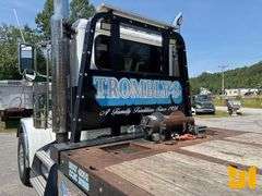 2015 PETERBILT 389 TANDEM AXLE ROLLBACK TRUCK VIN: 1NPXL40X3FD272644