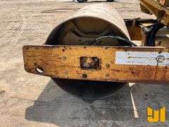 1999 CATERPILLAR CS323C SINGLE DRUM VIBRATORY ROLLER SN: 1EN00250