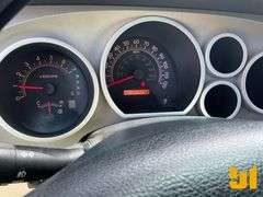 2007 TOYOTA TUNDRA SR5 TRD OFF ROAD DOUBLE CAB 4X4 PICKUP VIN: 5TFBV54107X007171