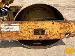 1999 CATERPILLAR CS323C SINGLE DRUM VIBRATORY ROLLER SN: 1EN00250
