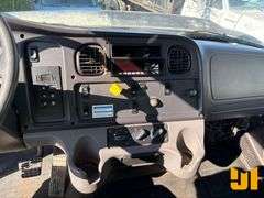 2018 FREIGHTLINER 114SD TANDEM AXLE REAR DISCHARGE MIXER TRUCK VIN: 3ALHG3DV5JDJN2472