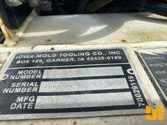 2012 FREIGHTLINER 108SD TANDEM AXLE DUMP TRUCK VIN: 1FVHG5BSXCHBW1785