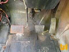 1988 NAVISTAR 1954 VIN: 1HTLDTVN6JH542314 S/A TANK TRUCK