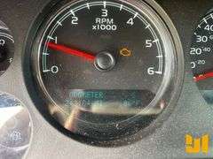 2011 CHEVROLET SUBURBAN VIN: 1GNSCJE06BR215323 2WD