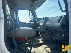 2018 FREIGHTLINER 114SD TANDEM AXLE REAR DISCHARGE MIXER TRUCK VIN: 3ALHG3DV8JDJN2479