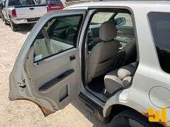 2008 FORD ESCAPE XLT VIN: 1FMCU93108KD84156 4WD