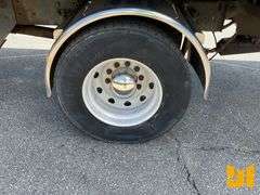 1999 KENWORTH T800 SINGLE AXLE ROLLBACK TRUCK VIN: 1NKDHT7X5XJ796956