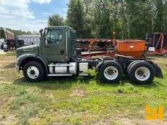 2005 FREIGHTLINER M2 TANDEM AXLE DAY CAB TRUCK TRACTOR VIN: 1FUJC5CV95HN85582