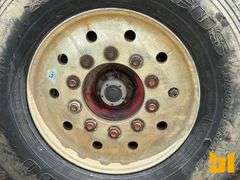PETERBILT H400 TANDEM AXLE DUMP TRUCK VIN: 1XPCDB90NN315340