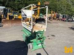 JLG 1932RS 32 SCISSOR LIFT
